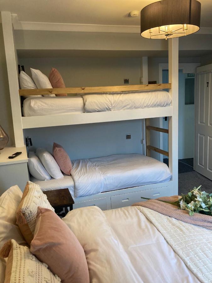 Abbey Court Guest House カーライル エクステリア 写真